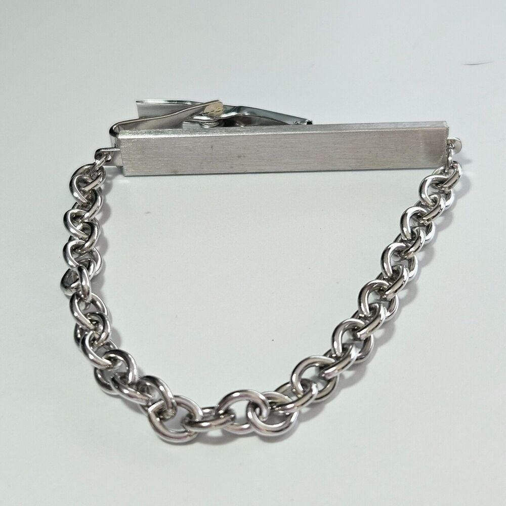 Sarah Coventry silver tone tie bar clip